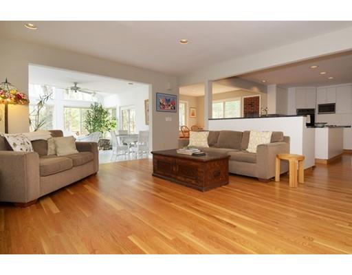 25 Lantern Ln, Worcester, MA 01609 photo 13