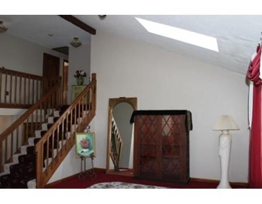 32 Camelot Dr, Paxton, MA 01612 photo 18