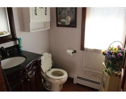 32 Camelot Dr, Paxton, MA 01612 photo 11