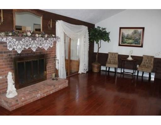 32 Camelot Dr, Paxton, MA 01612 photo 12