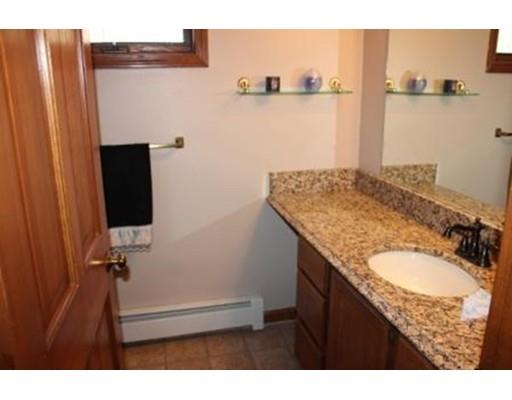 32 Camelot Dr, Paxton, MA 01612 photo 21