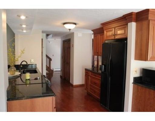 32 Camelot Dr, Paxton, MA 01612 photo 9