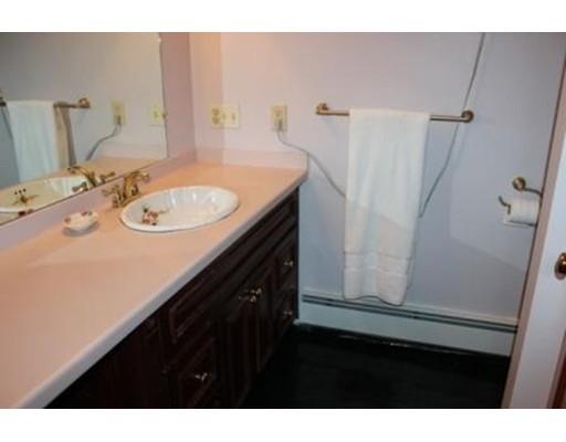 32 Camelot Dr, Paxton, MA 01612 photo 25