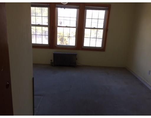 656 Main Ave, Warwick, RI 02886 photo 7