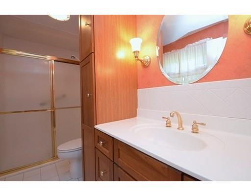 19 Nutmeg Ln, Osterville, MA 02655 photo 8