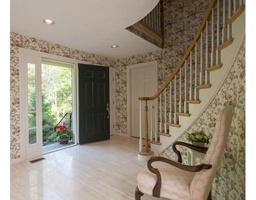 86 Robin Rd, Weston, MA 02493 photo 13