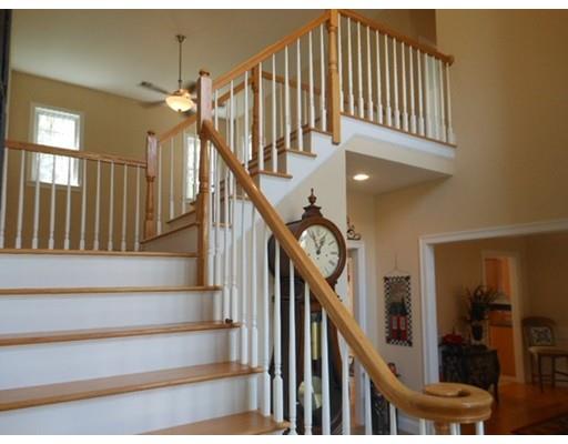 8 Fox Run, Easthampton, MA 01027 photo 15
