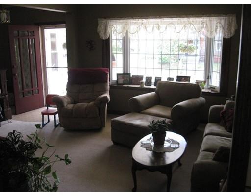 17 Walnut St, Ware, MA 01082 photo 10