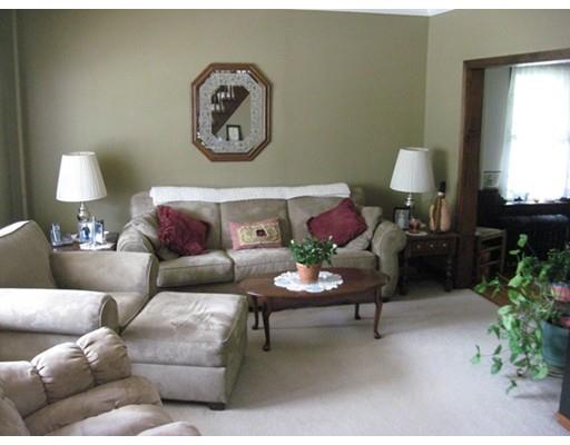 17 Walnut St, Ware, MA 01082 photo 9