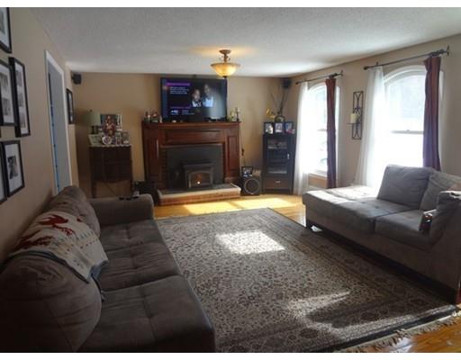 21 Devonshire Dr, Wilbraham, MA 01095 photo 11