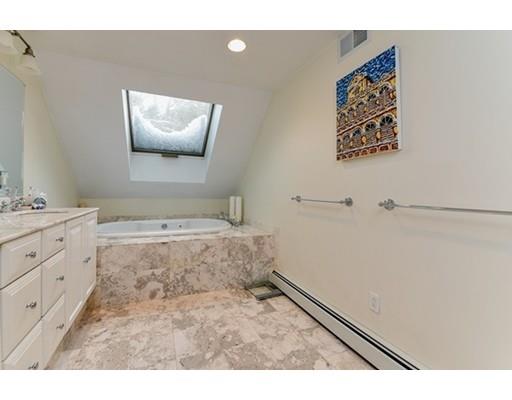 16 Barnstable Rd, Wellesley, MA 02481 photo 12