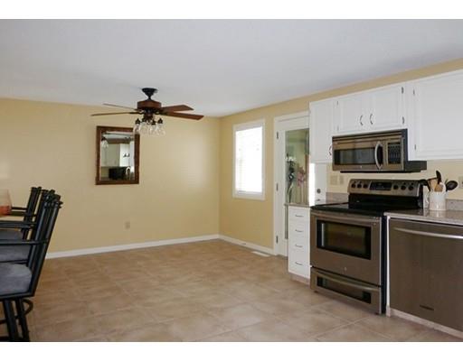 157 Ellsworth Ave, Springfield, MA 01118 photo 6
