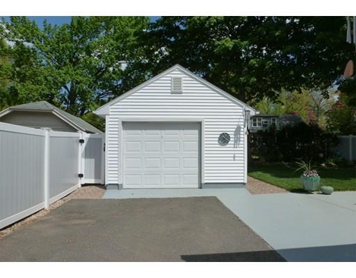 157 Ellsworth Ave, Springfield, MA 01118 photo 2