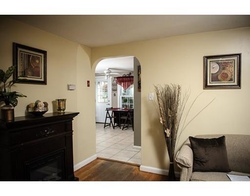 91 Connecticut Ave, Springfield, MA 01104 photo 17