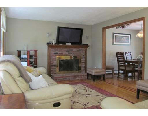 47 Howard Ave, Bourne, MA 02532 photo 2