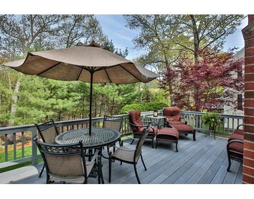 39 Lindsay Ln, Reading, MA 01867 photo 8