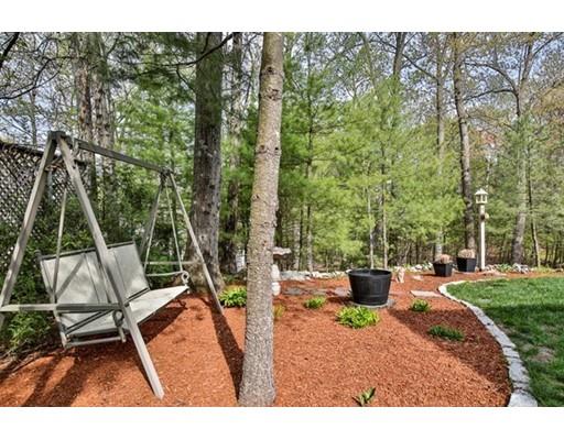 39 Lindsay Ln, Reading, MA 01867 photo 5