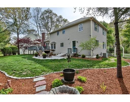 39 Lindsay Ln, Reading, MA 01867 photo 4