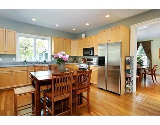 44 Stanton Rd #2, Brookline, MA 02445 photo 5