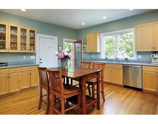 44 Stanton Rd #2, Brookline, MA 02445 photo 6