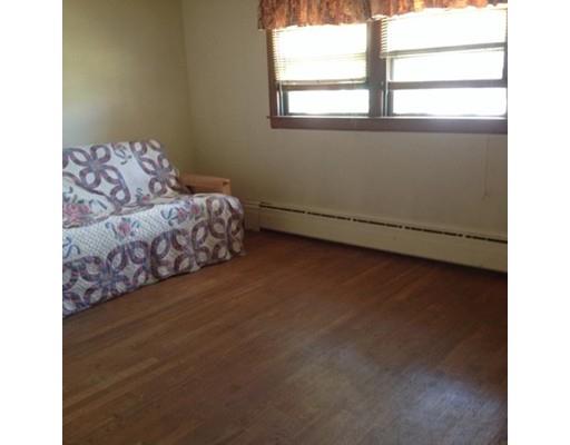20 Cromesett Rd, Wareham, MA 02571 photo 6