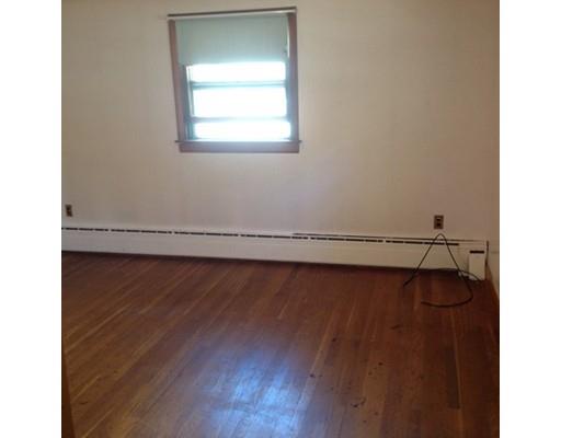 20 Cromesett Rd, Wareham, MA 02571 photo 7