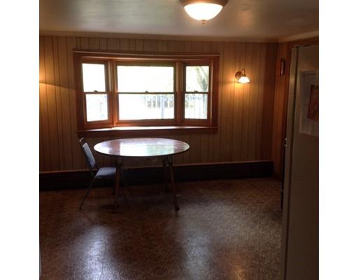 20 Cromesett Rd, Wareham, MA 02571 photo 5