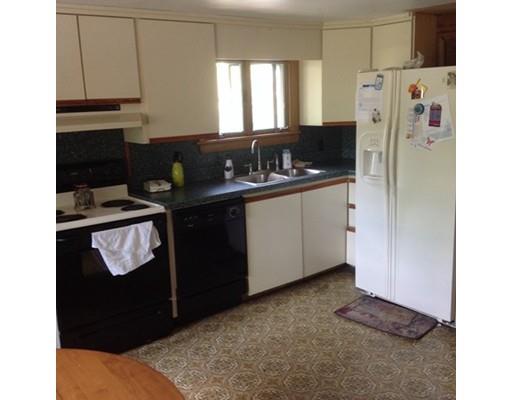 20 Cromesett Rd, Wareham, MA 02571 photo 4