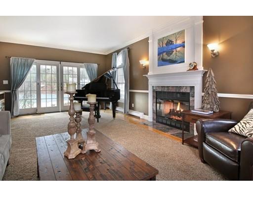 30 Enos Cir, Reading, MA 01867 photo 10