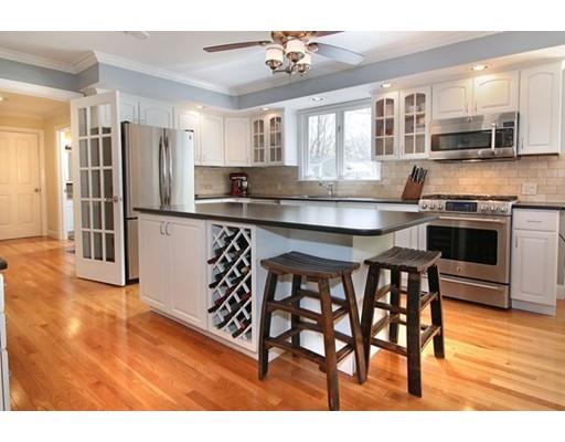 30 Enos Cir, Reading, MA 01867 photo 6