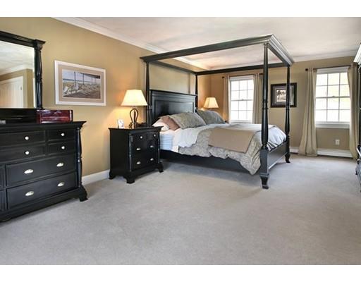 30 Enos Cir, Reading, MA 01867 photo 16