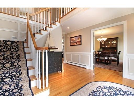 30 Enos Cir, Reading, MA 01867 photo 2