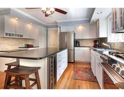 30 Enos Cir, Reading, MA 01867 photo 5