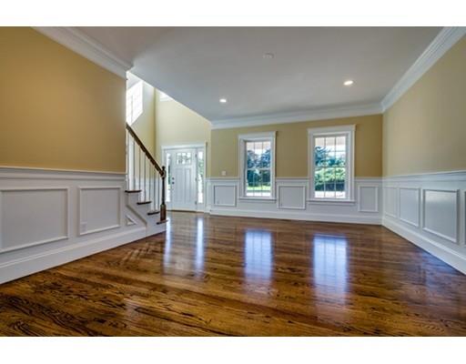 2 Meadowview Ln, Framingham, MA 01701 photo 5