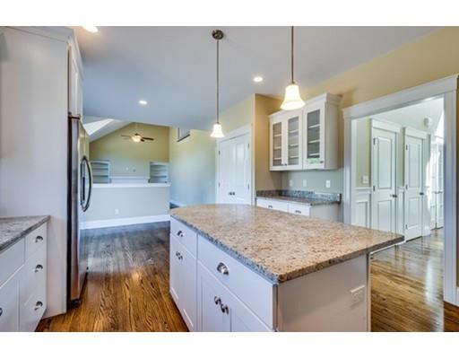 2 Meadowview Ln, Framingham, MA 01701 photo 8