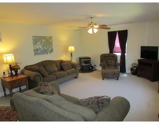38 Buttonwood Ave, Sutton, MA 01590 photo 9