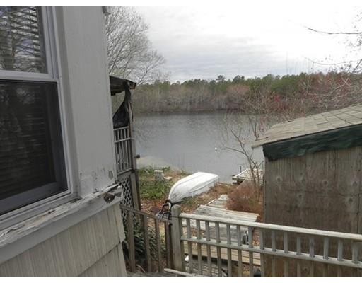 8 Blissful Ln, East Wareham, MA 02538 photo 4