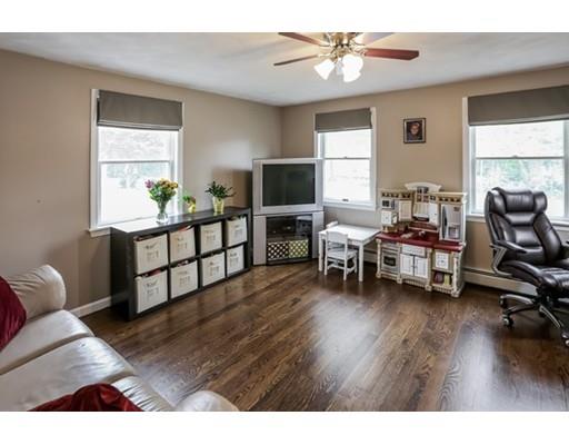 61 Needham Rd, Danvers, MA 01923 photo 11