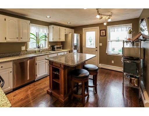 61 Needham Rd, Danvers, MA 01923 photo 9