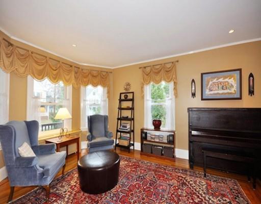 14 Lincoln St, Maynard, MA 01754 photo 4