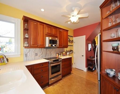 14 Lincoln St, Maynard, MA 01754 photo 6