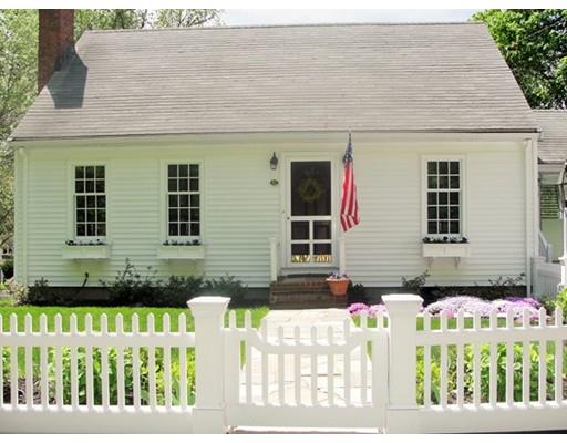 82 Wyoming Ave, Needham, MA 02492 photo 1