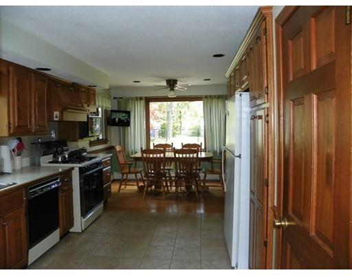32 Ely Ave, West Springfield, MA 01089 photo 16