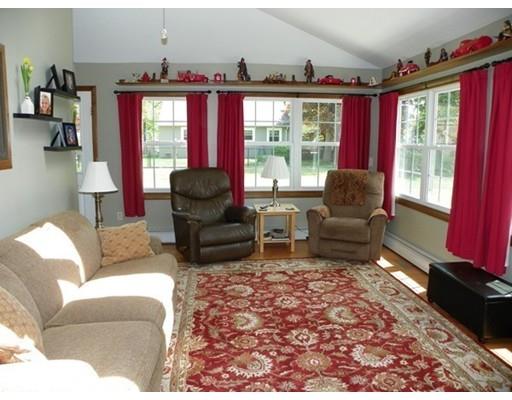 32 Ely Ave, West Springfield, MA 01089 photo 14