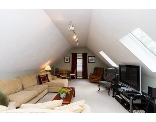 16 Bubbling Brook Rd, Walpole, MA 02081 photo 30