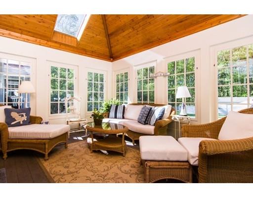 16 Bubbling Brook Rd, Walpole, MA 02081 photo 11