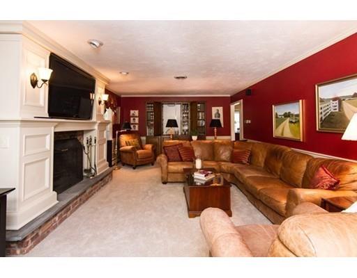 16 Bubbling Brook Rd, Walpole, MA 02081 photo 14