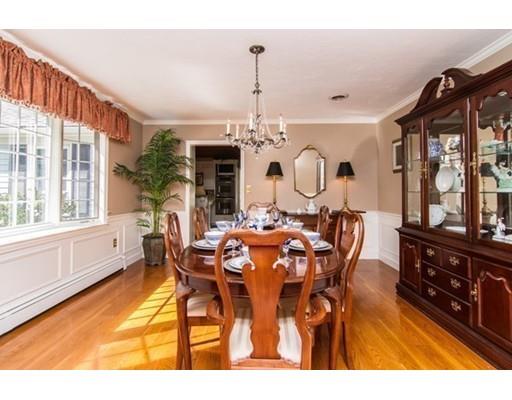 16 Bubbling Brook Rd, Walpole, MA 02081 photo 21