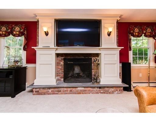 16 Bubbling Brook Rd, Walpole, MA 02081 photo 16