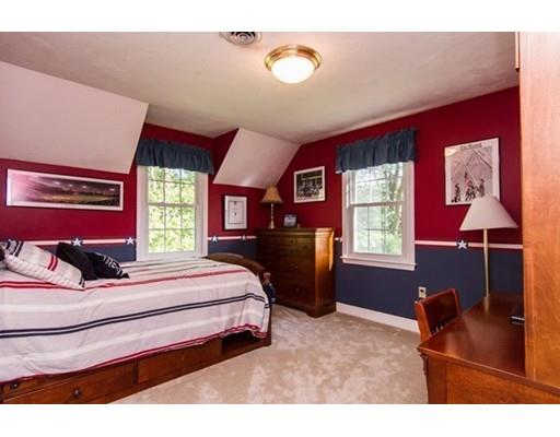 16 Bubbling Brook Rd, Walpole, MA 02081 photo 27